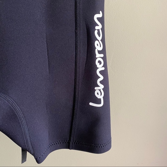 SOLD Lemorecn Kids Wetsuit 2mm shorty diving - Picture 3 of 12